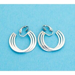 Vintage Silver Tone Clip On Earrings by Avon, N27